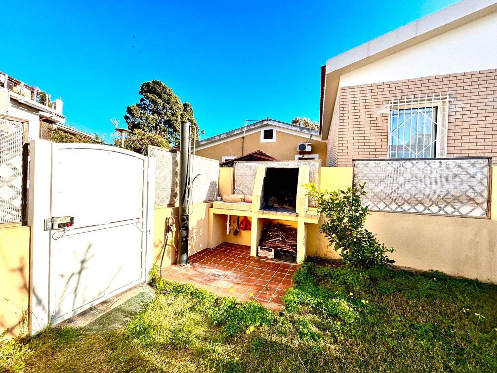 Villa Poetto Beach By Home And Experience , Cagliari, Poetto Exteriör bild